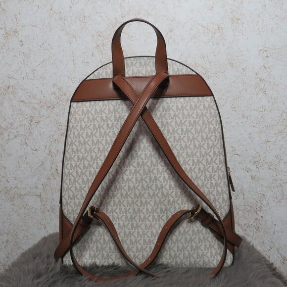 Michael Kors Jaycee Large Zip Pocket Backpack (Vanilla)